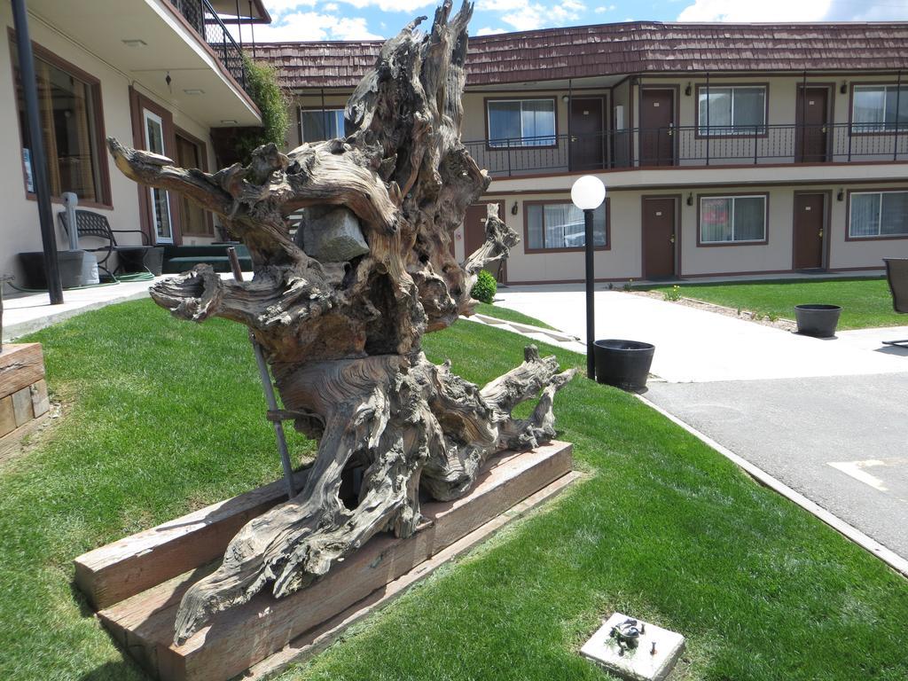 Bristlecone Motel อีลี ภายนอก รูปภาพ