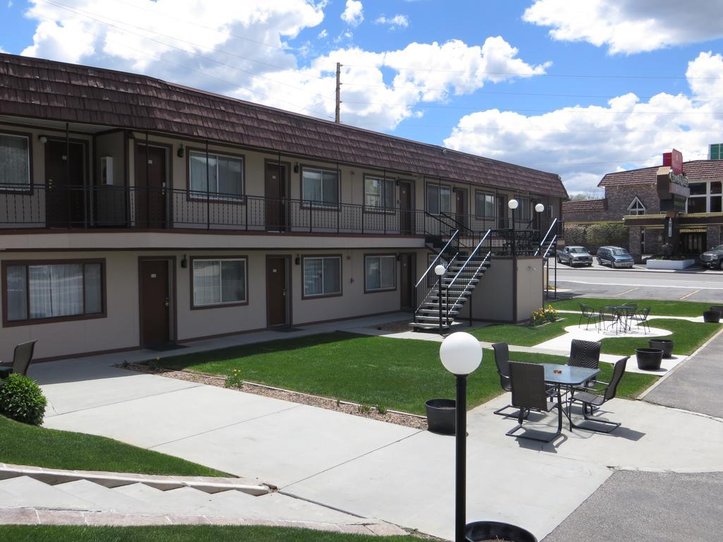 Bristlecone Motel อีลี ภายนอก รูปภาพ